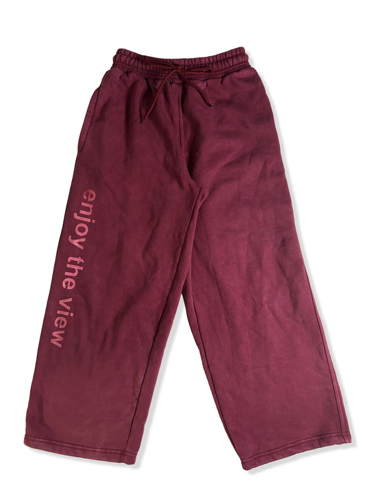 ENJOY THE VIEW SWEATS (CRIMSON)